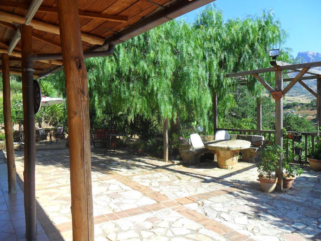 تْشيفالو Alla Finestra Sul Parco المظهر الخارجي الصورة