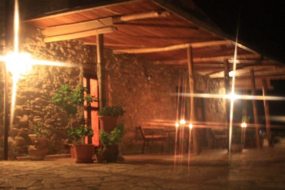 تْشيفالو Alla Finestra Sul Parco المظهر الخارجي الصورة